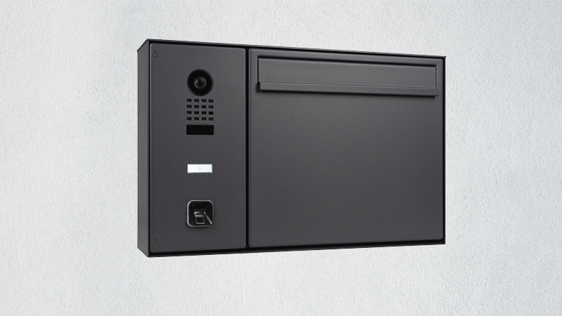 hello-briefkasten-mit-doorbird-sprechanlage-d1100e-und-ekey-sline-fingerprint_02
